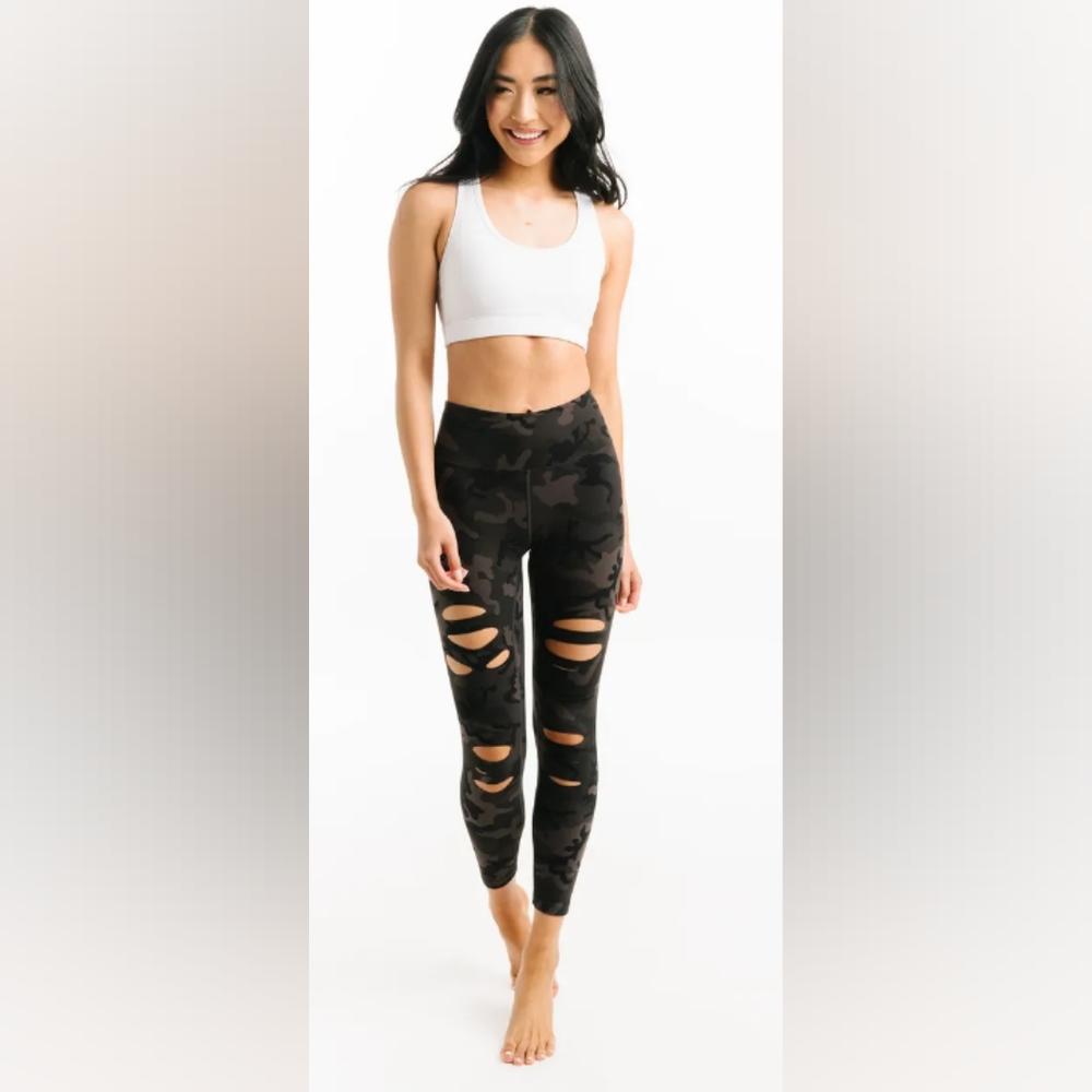 Zyia Camo Leggings